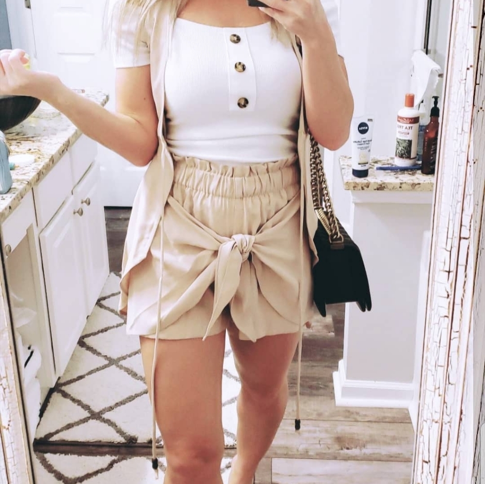 Bcbg Generation shorts size small